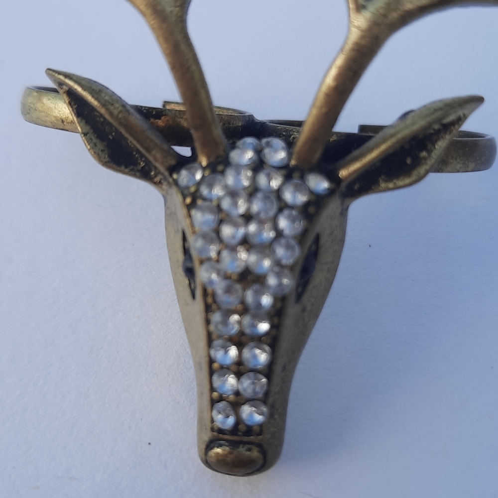 Deer ring - Picture 2 of 5